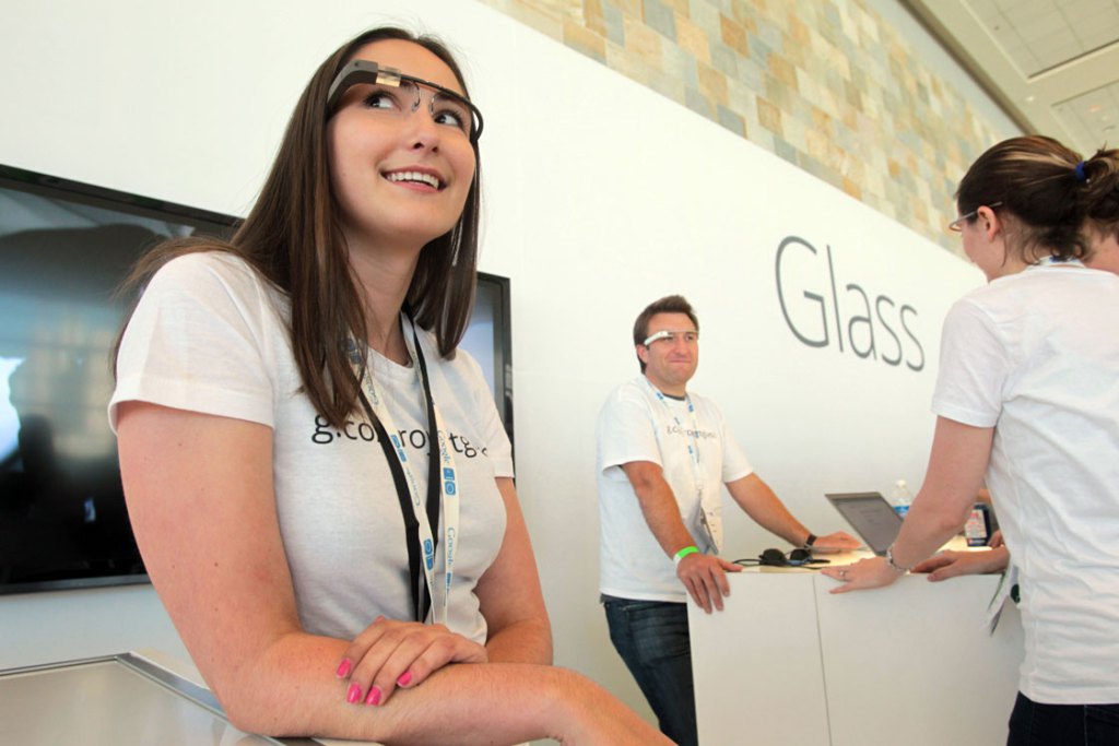 Galaxy Glass, the Google Glass competitor coming this fall