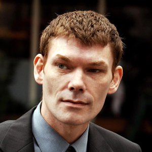 Gary McKinnon > Αυτοί είναι Οι 6 Top Black Hat Hackers... τους γνωρίζετε;