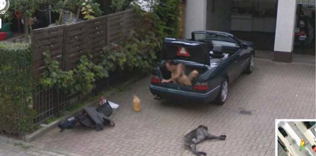 naked