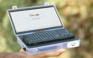 Check out this amazing DIY Raspberry Pi pocket PC 1 DIY