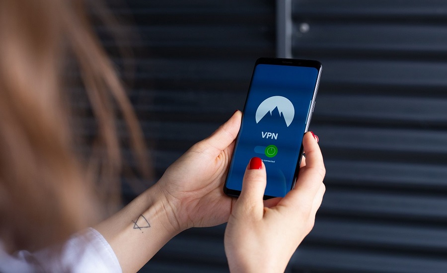 Διέρρευσαν τα αρχεία καταγραφής παρόχων VPN 2 VPN