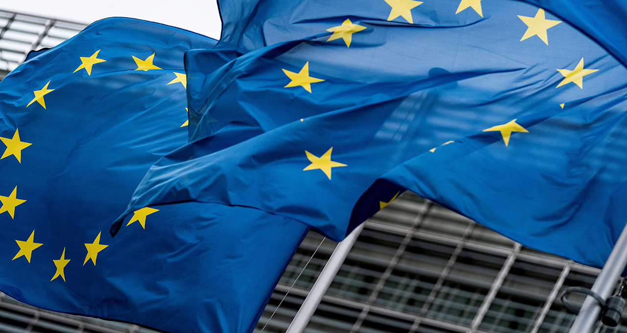 EU.