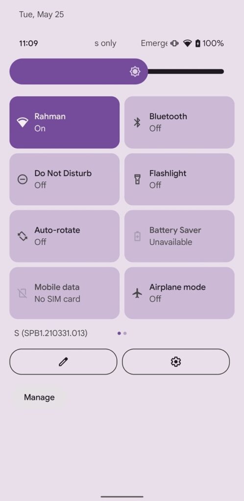 Google Feed supports Android 12's wallpaper-based theming system