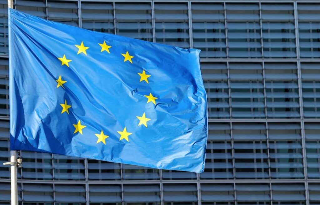 The European Union invests 700 million euros in NanoIC