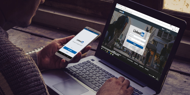 Social media data scraping: Τί πρέπει να προσέχετε; 1 LinkedIn data scraping
