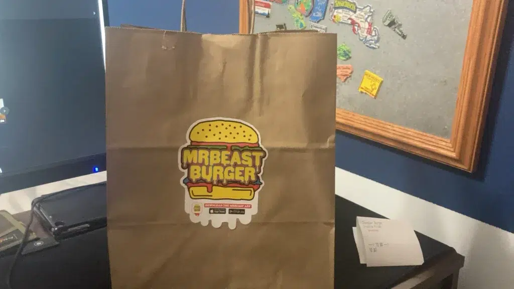 MrBeast Burger: Άνοιξε το πρώτο κατάστημα στο American Dream 4 MrBeast Burger: Άνοιξε το πρώτο κατάστημα στο American Dream