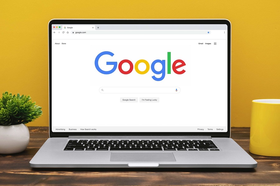 Google search crashes when you ask "How many emojis are there in Apple" 2 emojis
