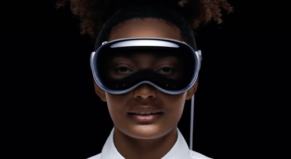 Apple: Θα κυκλοφορήσει φθηνότερη έκδοση του Vision Pro το 2025; 1 Apple Vision Pro