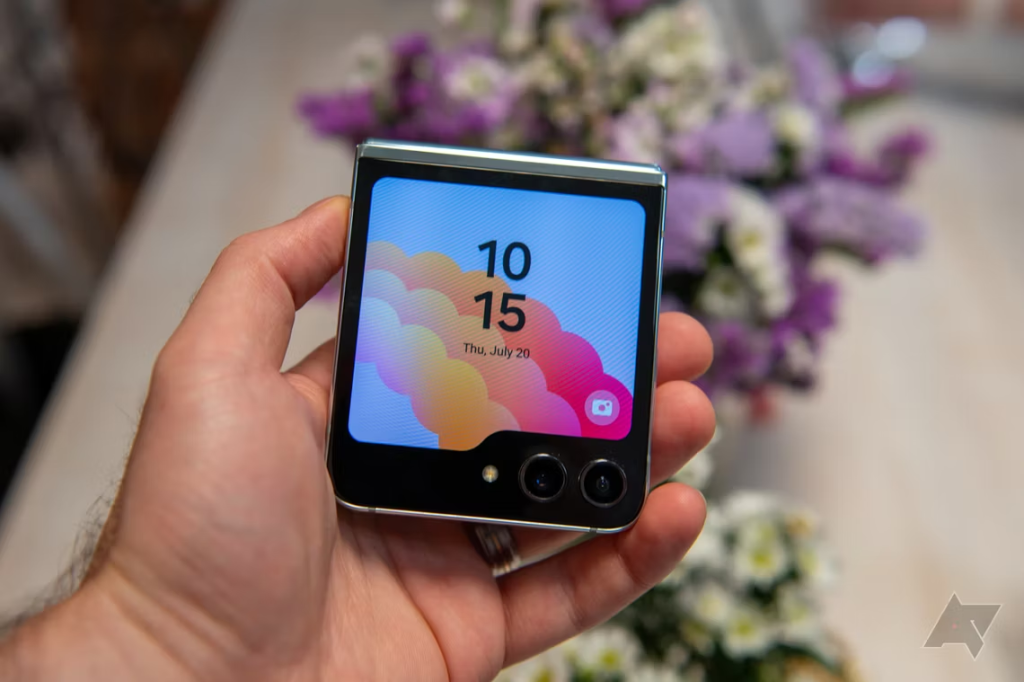 Samsung Galaxy Z Flip 5: Looks more durable than its predecessor 1 Samsung Galaxy Z Flip 5