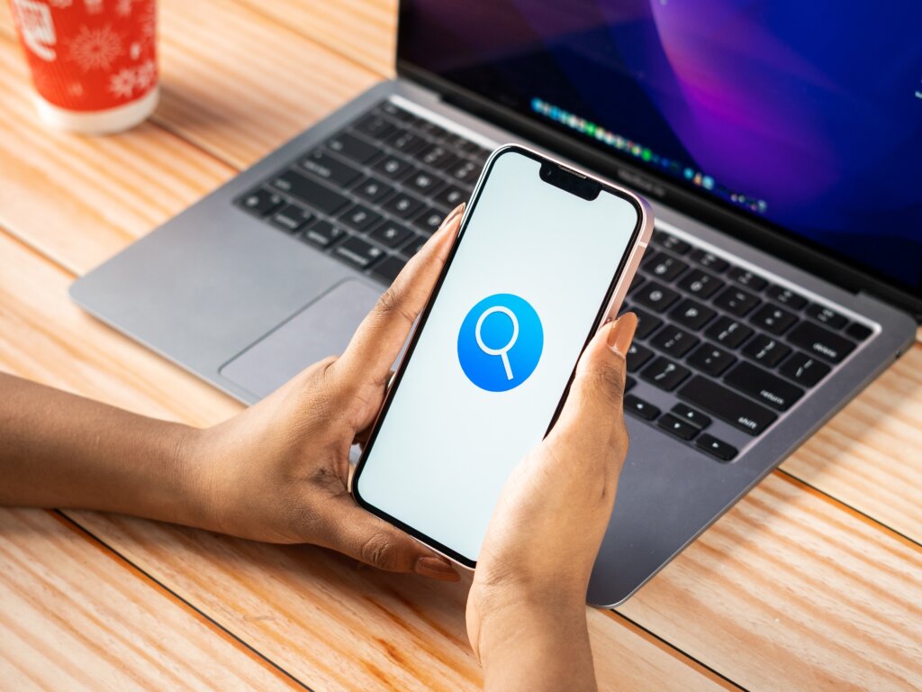 Η Apple επεκτείνει τις ρυθμίσεις Spotlight Clipboard στο macOS Tahoe 26.1