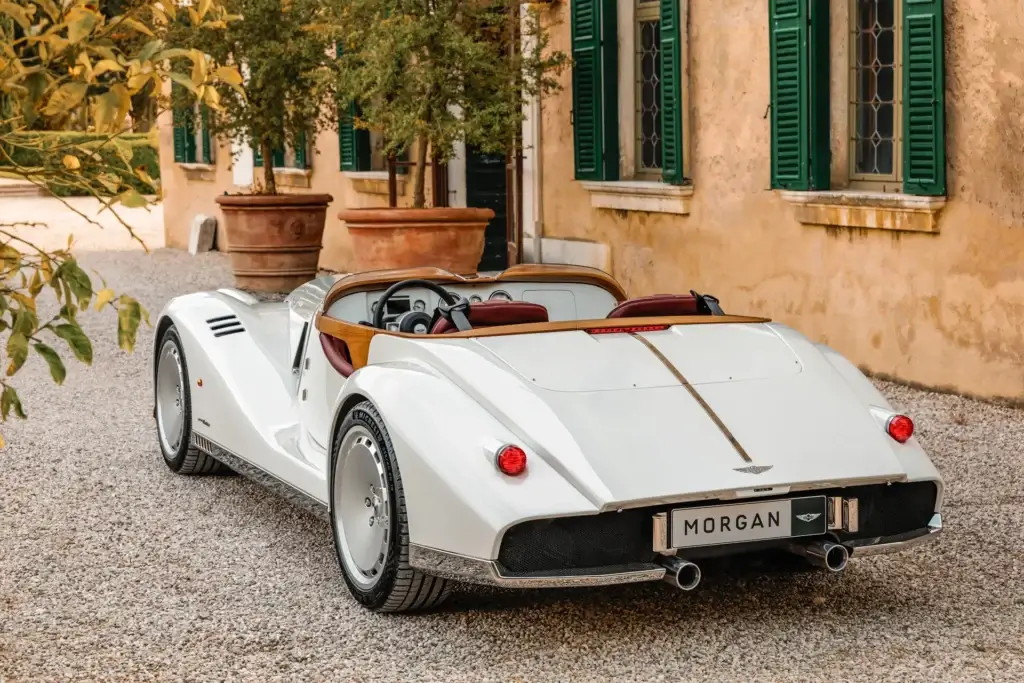 Morgan and Pininfarina reinterpret the Morgan Barchetta 5 Morgan Barchetta Midsummer Pininfarina