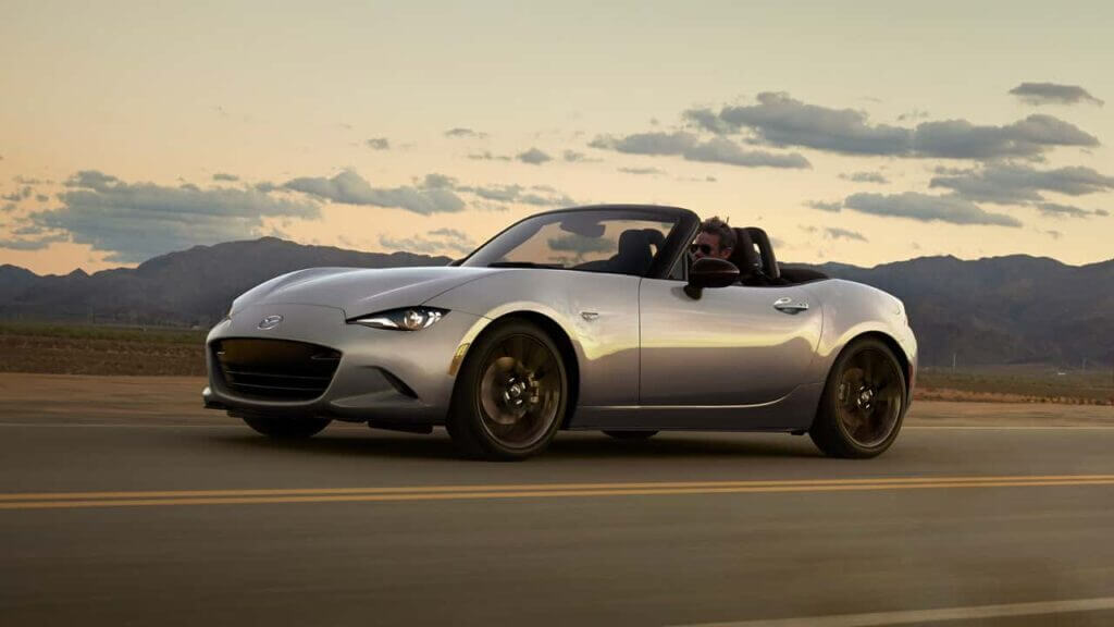 Mazda MX-5: The new version of the legendary sports car 5 Mazda MX-5: The new version of the legendary sports car