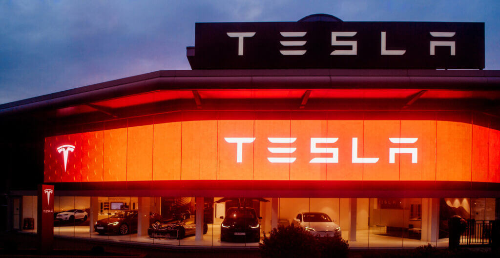 Η Tesla αντιμετωπίζει την πτώση των πωλήσεων EV με βραχυπρόθεσμες ενοικιάσεις 2 Η Tesla αντιμετωπίζει την πτώση των πωλήσεων EV με βραχυπρόθεσμες ενοικιάσεις
