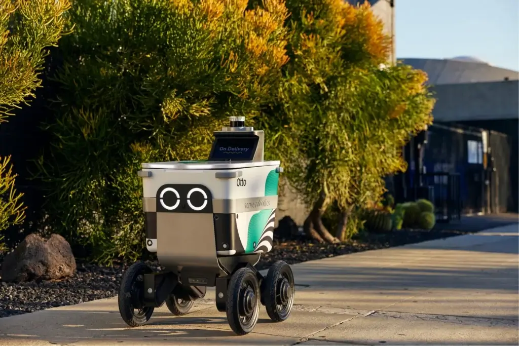 Η DoorDash χρησιμοποιεί ρομπότ Serve Robotics για παραδόσεις στο Λος Άντζελες