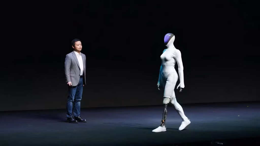 XPeng's IRON robot has taken the internet by storm!