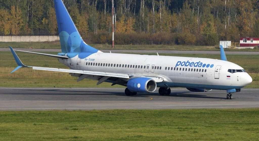 Pobeda: Volodya robot takes on the role of flight attendant 2 Pobeda: Volodya robot takes on the role of flight attendant
