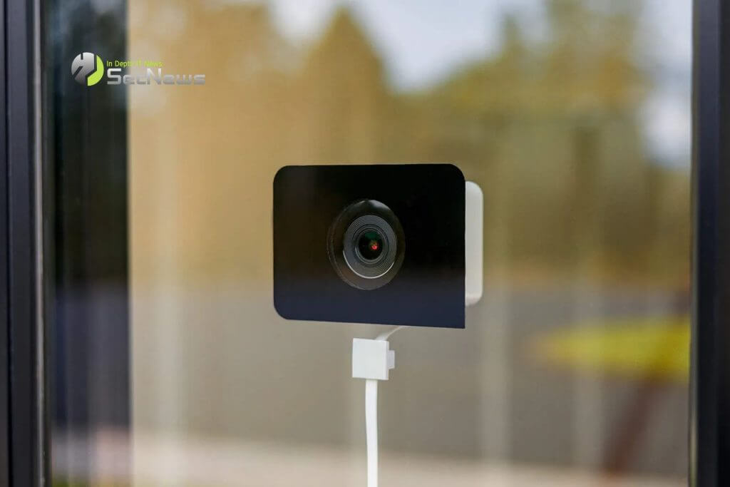 Wyze's new security camera monitors your yard from inside your home 1 Wyze