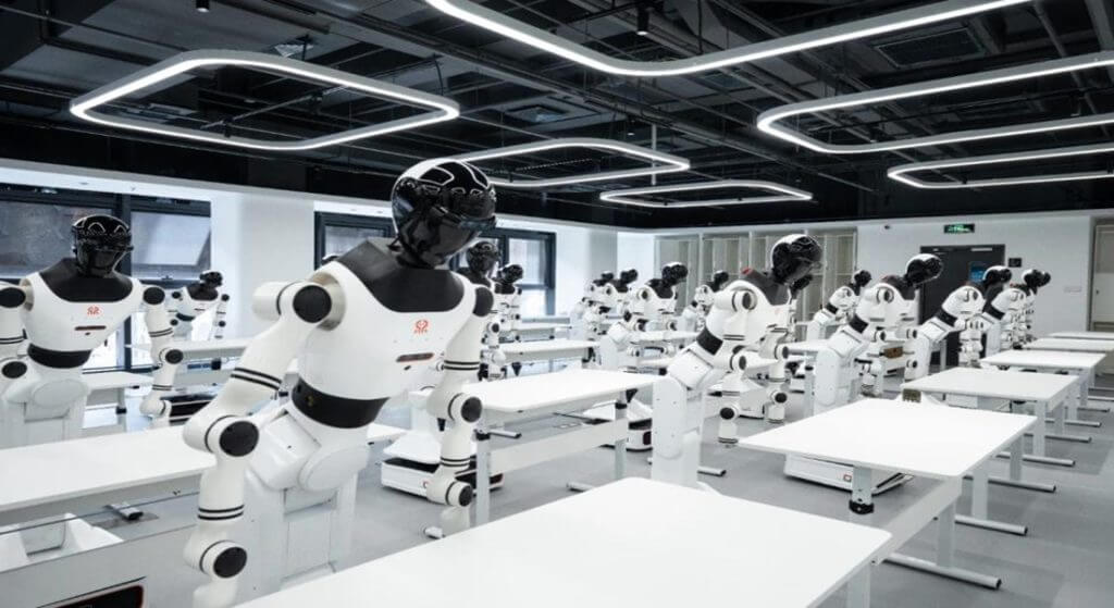 "School" prepares humanoid robots for work 2 "School" prepares humanoid robots for work
