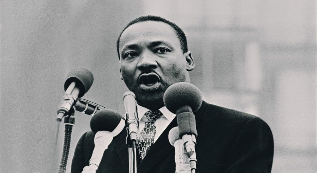 Η Apple τιμά τον Dr. Martin Luther King Jr.