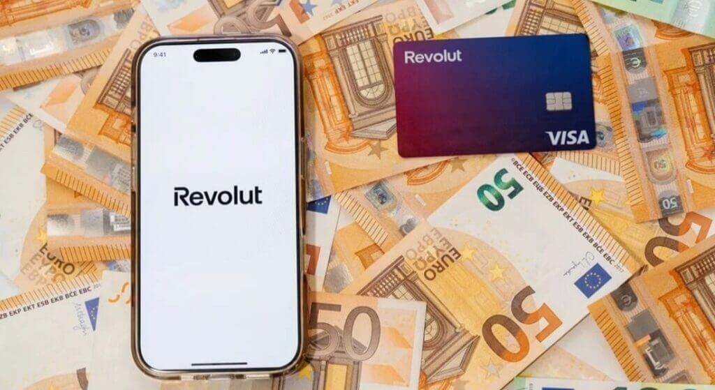 Η Revolut ανοίγει το πρώτο φυσικό κατάστημα στη Βαρκελώνη 2 Η Revolut ανοίγει το πρώτο φυσικό κατάστημα στη Βαρκελώνη