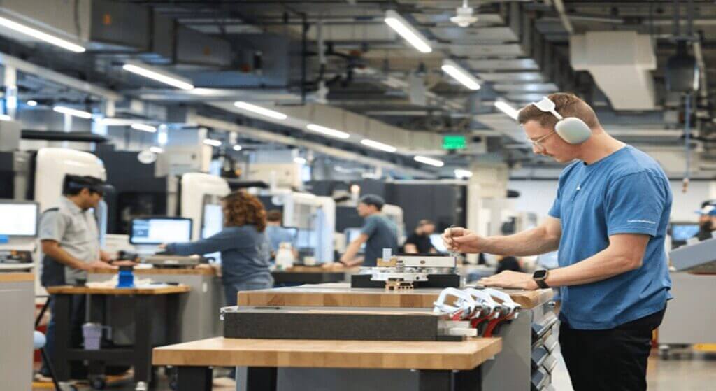 Το Apple Manufacturing Academy βοηθά επιχειρήσεις να αγκαλιάσουν το AI 2 Το Apple Manufacturing Academy βοηθά επιχειρήσεις να αγκαλιάσουν το AI